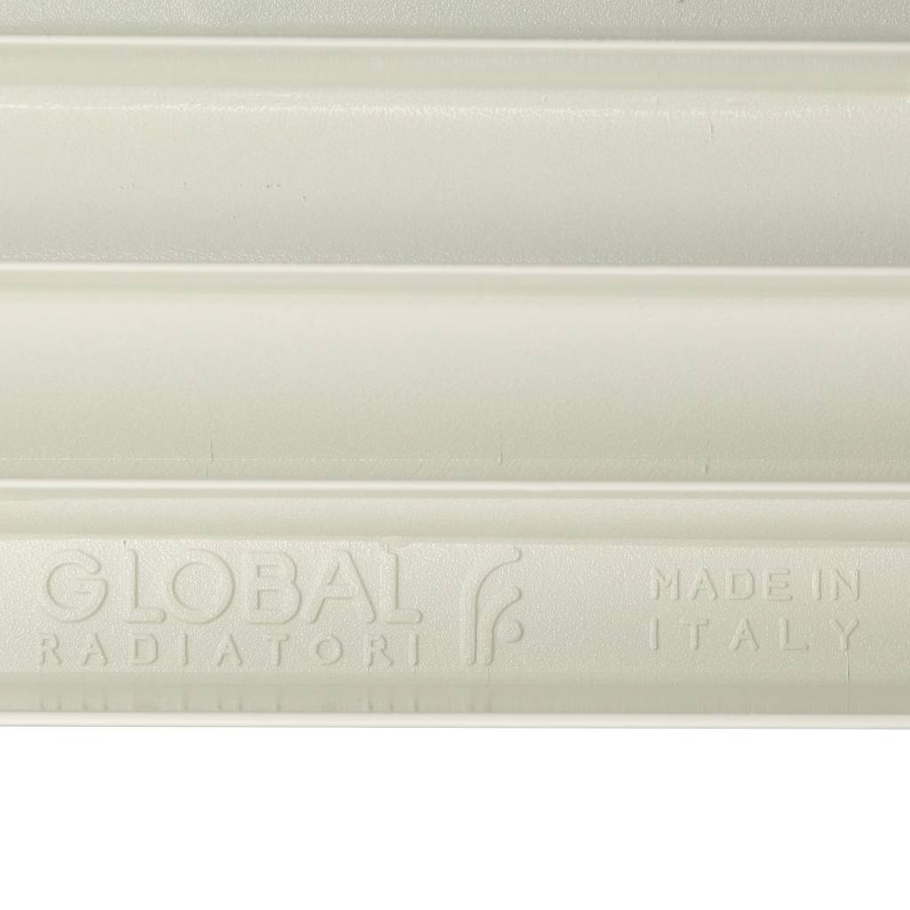 Радиатор алюминиевый Global ISEO 350 14 секций боковое подключение (белый RAL 9010), IS035014