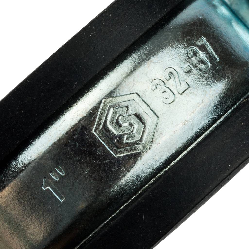 Хомут для труб с гайкой STOUT 1 (32-37), SAC-0020-000001