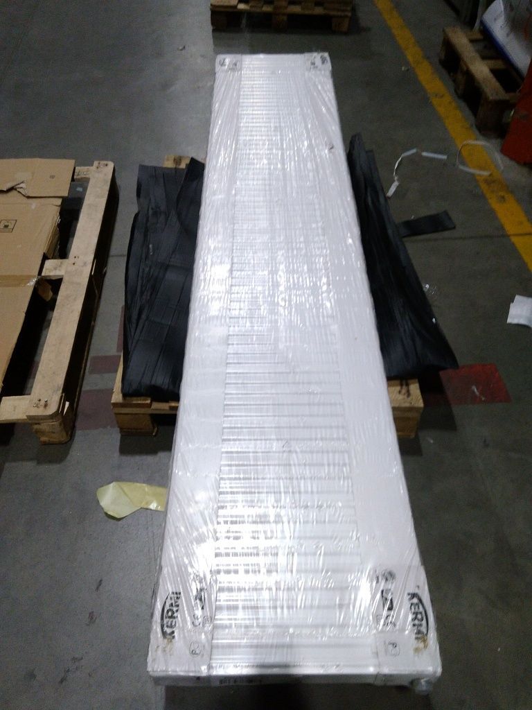 Уцененный товар (царапины,потертости): Стальной панельный радиатор Kermi Profil-V FTV 12/500/2600 нижнее подключение белый RAL 9016