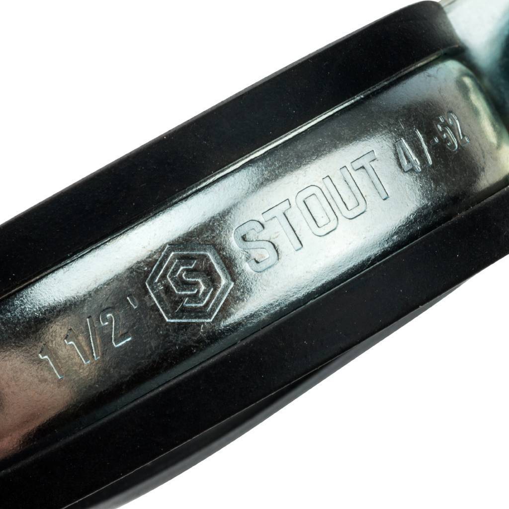 Комплект STOUT хомут+шпилька шуруп +дюбель пластиковый 1 1/2 (47-52), SAC-0020-100112