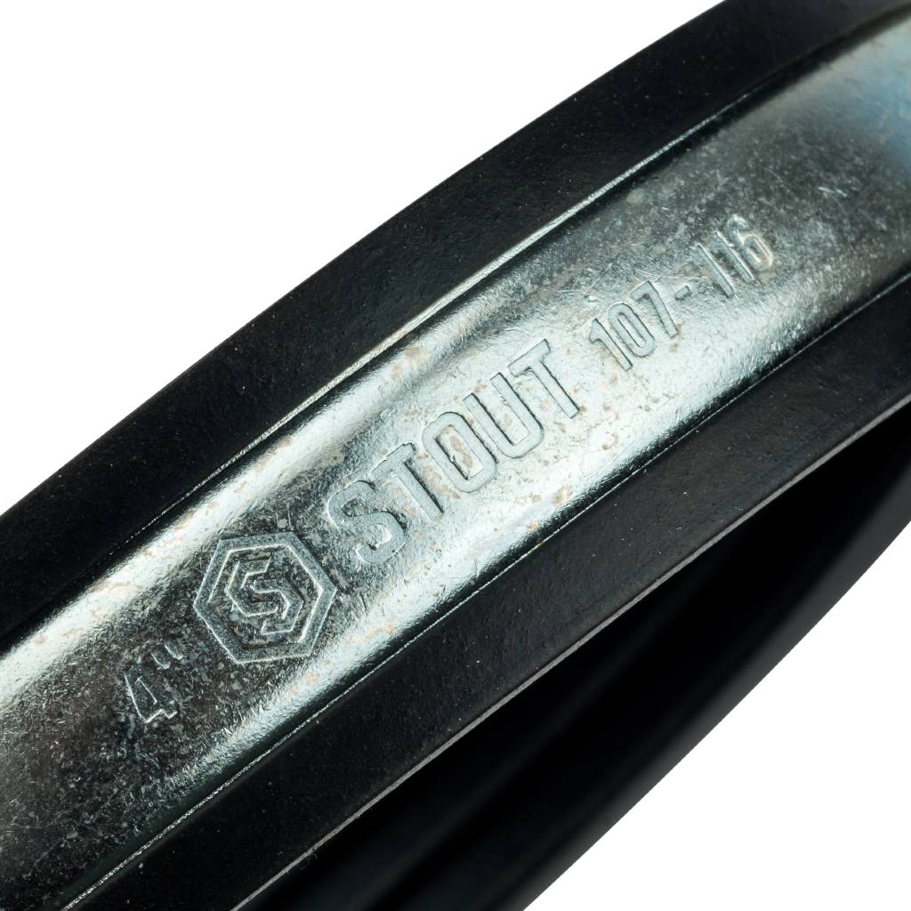Комплект STOUT хомут+шпилька шуруп +дюбель пластиковый 4 (107-116), SAC-0020-100004