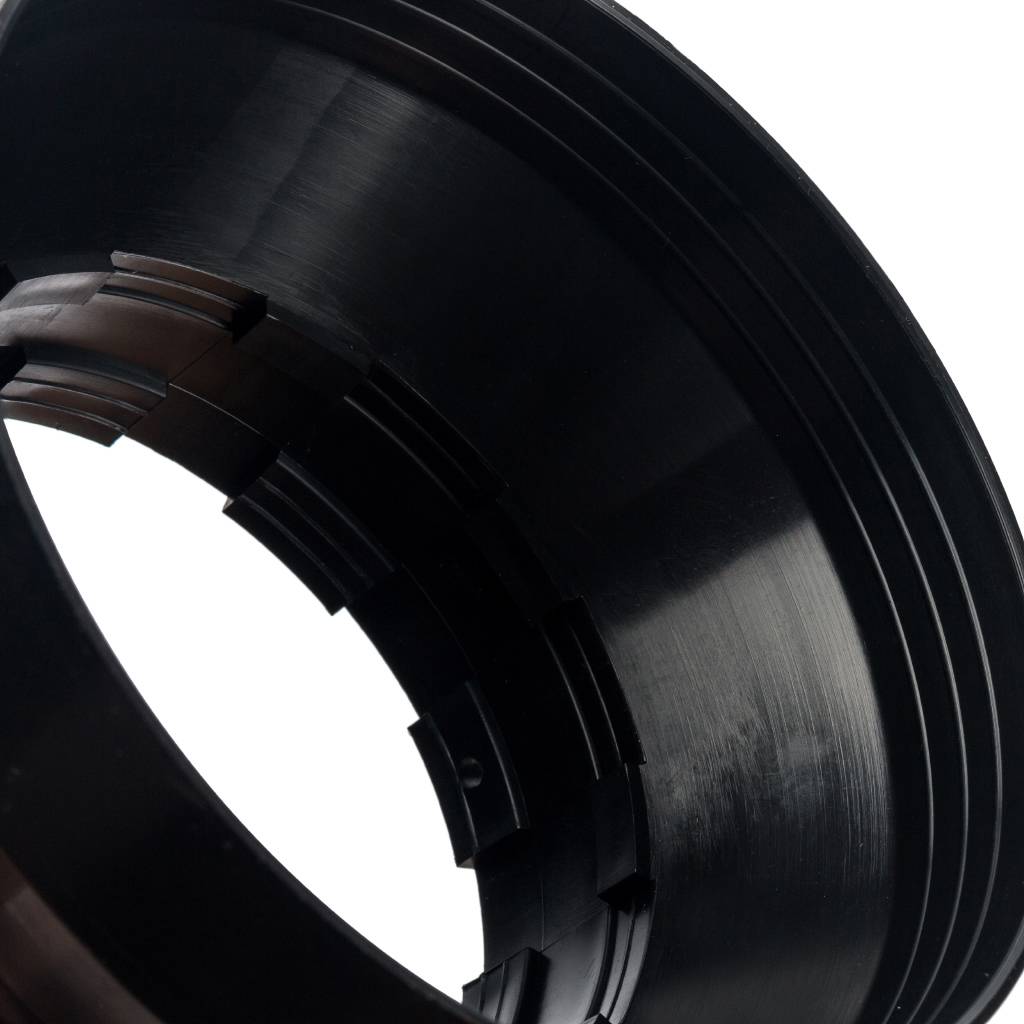 Элемент дымохода STOUT адаптер пластиковый DN101/133, для герметизации терминала при проходе через крышу, SCA-6010-000110